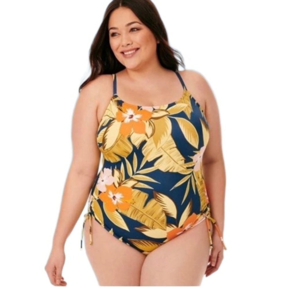 NWT Women’s Plus Slimming Control 1 Piece Swimsuit - Picture 2 of 8